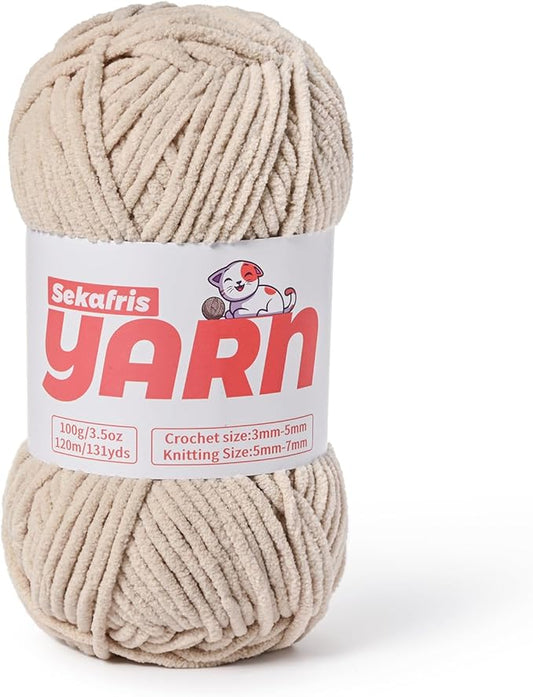 Plush Chunky Chenille Yarn for Crocheting, Soft Fluffy Velvet Yarn for Crocheting, Fuzzy Baby Blanket Knitting Yarns, 100g/131yds Bulky Amigurumi Yarns（Light Khaki）