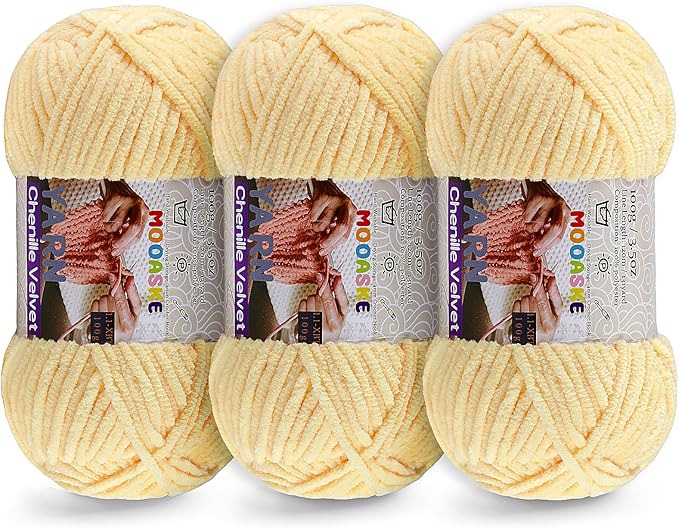 3 * 100g Chunky Yarn for Crocheting and Knitting - Easy to Use Plush Chenille Super Bulky Yarn 393yds - Ultra Soft Velvet Baby Blanket Yarn for Beginners & Amigurumi Projects, Soft Butter Yellow