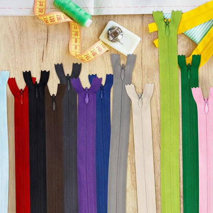 Invisible Zipper, DOITEM 30pcs 50cm/20 Inch Invisible Multicolor Nylon Coil Zippers for Sewing and Crafts 15 Colors