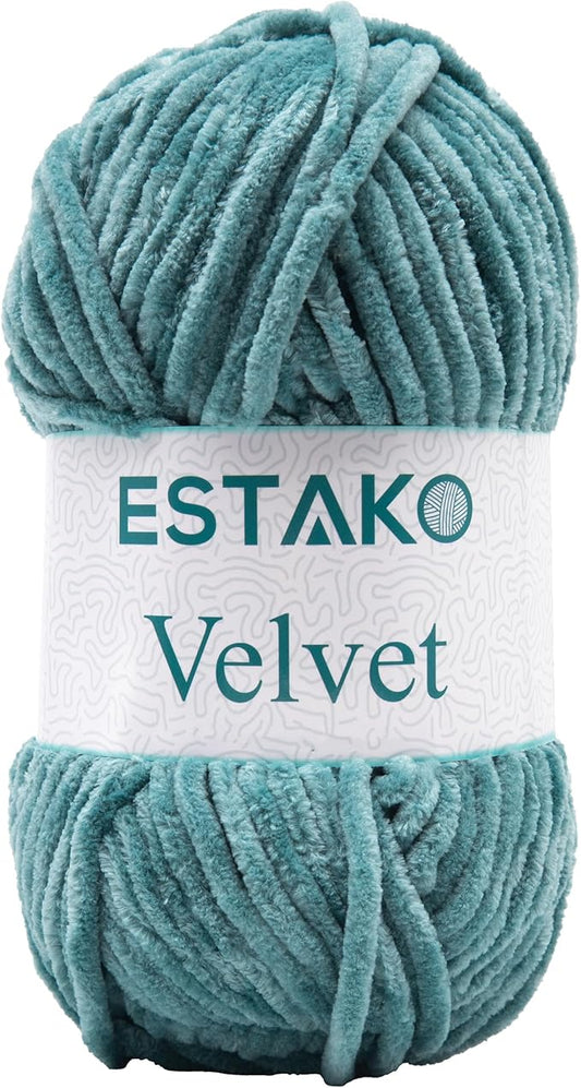 Estako Velvet Chenille Blanket amigurumi Yarn for Crocheting and Knitting Super Bulky 100 gr (132 yds) (1260 - Arona)