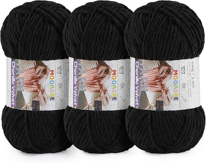 3 * 100g Chunky Yarn for Crocheting and Knitting - Easy to Use Plush Chenille Super Bulky Yarn 393yds - Ultra Soft Velvet Baby Blanket Yarn for Beginners & Amigurumi Projects, Black
