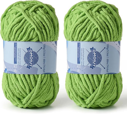Chunky Chenille Yarn for Crocheting，Baby Yarn for Crocheting Soft Blankets，Bulky Yarns for Crochet Amigurumi，2×100g (2×74.3yds) Fluffy Velvet Yarns for Hand Knitting (2 Grass Green)