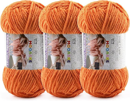 3 * 100g Chunky Yarn for Crocheting and Knitting - Easy to Use Plush Chenille Super Bulky Yarn 393yds - Ultra Soft Velvet Baby Blanket Yarn for Beginners & Amigurumi Projects, Orange