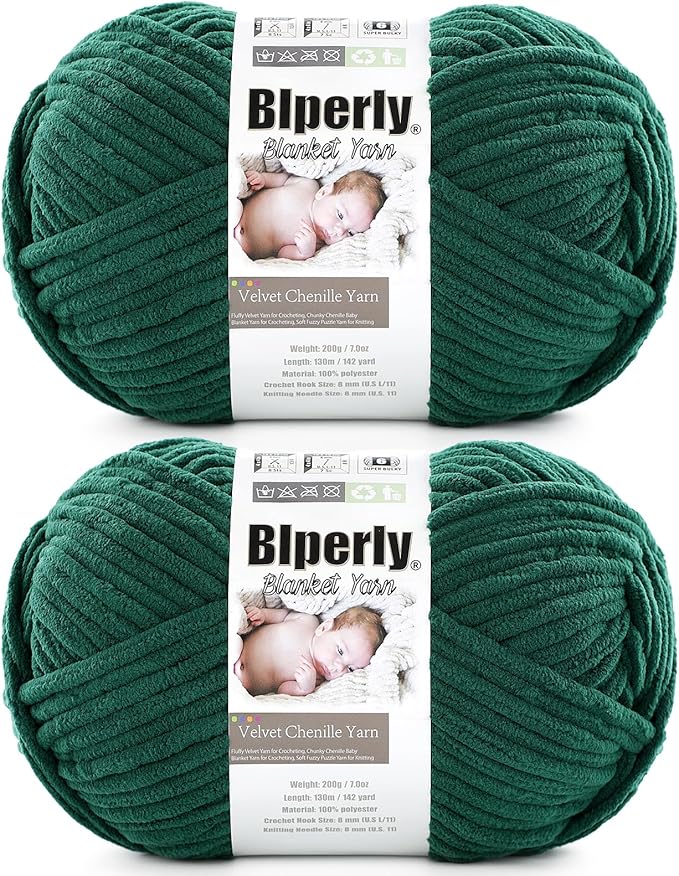 6 Super Bulky Velvet Chenille Yarn for Crocheting - 2 Skein of 200g/7 oz - Ultra Soft Heavy Weight Chunky Knitting Yarn for Baby Blankets, Amigurumi, Home Decor（Dark Green，2 Skein）