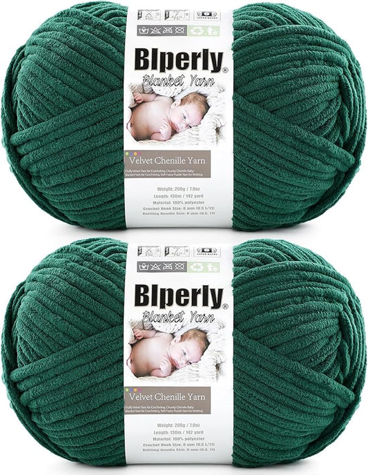 6 Super Bulky Velvet Chenille Yarn for Crocheting - 2 Skein of 200g/7 oz - Ultra Soft Heavy Weight Chunky Knitting Yarn for Baby Blankets, Amigurumi, Home Decor（Dark Green，2 Skein）