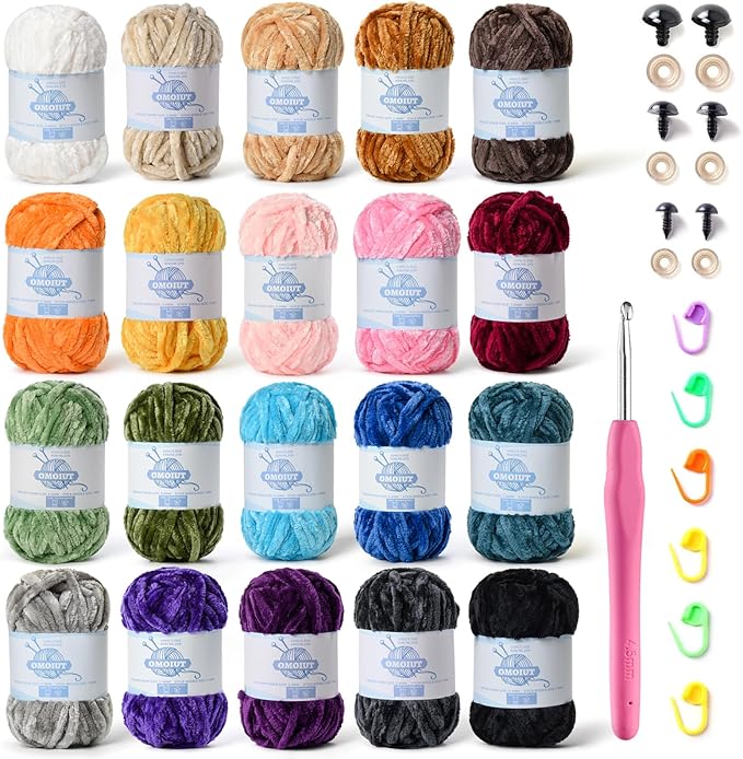 20 Pack 984 (yd) Chunky Chenille Yarn for Crocheting and Hand Knitting with Black Red White Green Yellow Rainbow Plush Velvet Yarn，Baby Blanket Yarn for Crocheting Soft Amigurumi Yarn C
