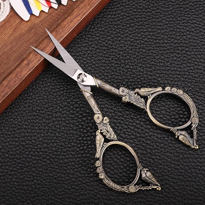YOUGUOM Embroidery Scissors, Small Sharp Pointed Sewing Scissors for Craft Cross Stitch Needlework Artwork Knitting Thread Yarn Detail Cutting Tools, 4.6in Little Bronze Bird Scissor