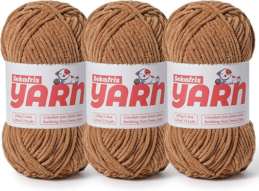 3 Pack Plush Chunky Chenille Yarn for Crocheting, Soft Fluffy Velvet Yarn for Crocheting, Fuzzy Baby Blanket Knitting Yarn, 300g/393yds Bulky Amigurumi Yarns（3 Light Coffee）