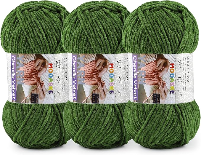 3 * 100g Chunky Yarn for Crocheting and Knitting - Easy to Use Plush Chenille Super Bulky Yarn 393yds - Ultra Soft Velvet Baby Blanket Yarn for Beginners & Amigurumi Projects, Army Green