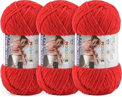 3 * 100g Chunky Yarn for Crocheting and Knitting - Easy to Use Plush Chenille Super Bulky Yarn 393yds - Ultra Soft Velvet Baby Blanket Yarn for Beginners & Amigurumi Projects, Red