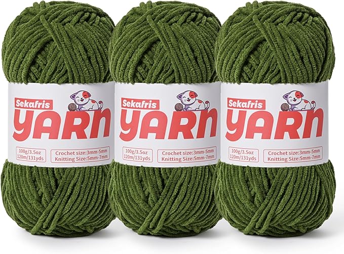 3 Pack Plush Chunky Chenille Yarn for Crocheting, Soft Fluffy Velvet Yarn for Crocheting, Fuzzy Baby Blanket Knitting Yarn, 300g/393yds Bulky Amigurumi Yarns（3 Pine Green）