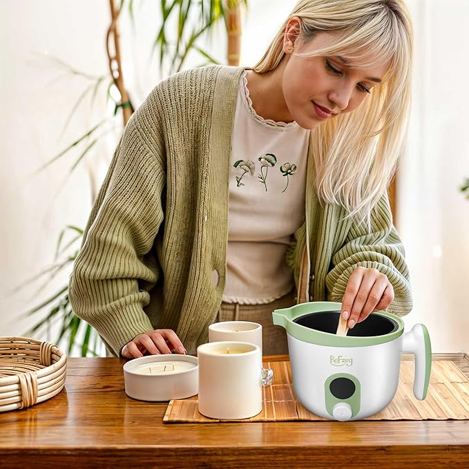 Candle Melting Pot Electric Wax Melter for Candle DIY Making with Pouring Spout, Non-Stick Candle Making Pouring Pot Soap Making Melting Pot with Digital Display, Constant Temperature Function(White)