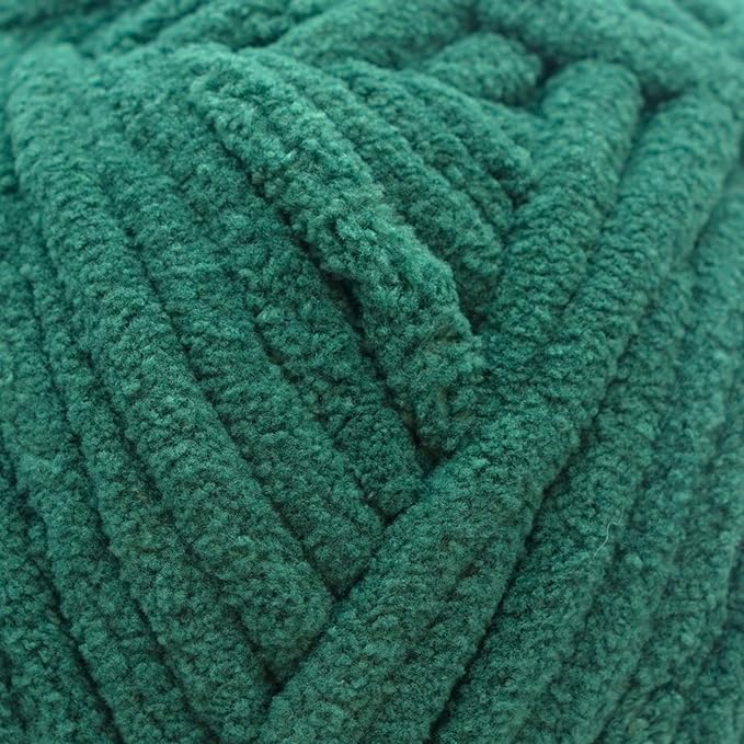 Okey Dokeys 300g Jumbo Velvet Chenille Yarn 7 Jumbo – Plush, No-Fray, Durable Plushies, Posh Soft Crochet Projects Beginner Friendly (130 yds) (Deep Forest Green (117), 1 Pack (17.90/Skein))