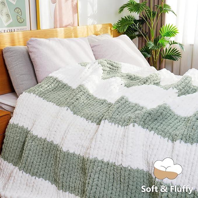 Chunky Yarn for Hand Knitting - #10 Chunky Chenille Yarn, Jumbo Big Thick Chunky Yarns for Crocheting, Super Bulky Chunky Knit Blanket Yarns, 8 Skein (25yd, 8oz/Skein), Cream & Sage & Khaki