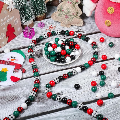 200 Pieces Christmas Wooden Beads for Crafts Xmas Red Buffalo Plaid Colorful Wood Spacer Beads Rustic Farmhouse for DIY Crafts Garland Home Decor