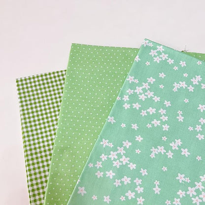 7Pcs 20" x 20" Cotton Fabric DIY Making Supplies Quilting Patchwork Fabric Fat Quarter Bundles DIY for Quilting Cotton Patchwork Cushions (Green Flowers, 20" x 20")