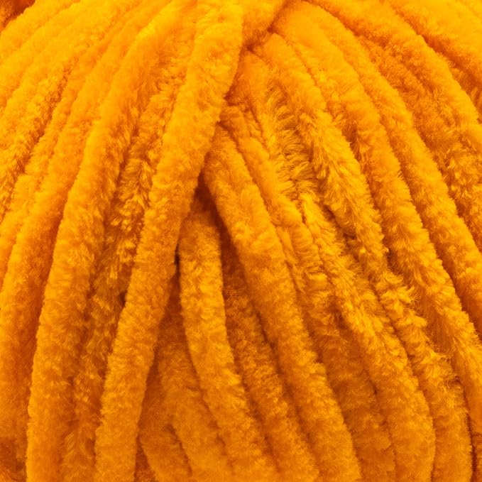 Estako Velvet Chenille Blanket amigurumi Yarn for Crocheting and Knitting Super Bulky 100 gr (132 yds) (1740 - Apricot)