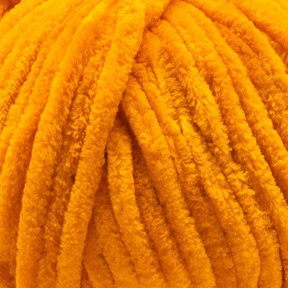 Estako Velvet Chenille Blanket amigurumi Yarn for Crocheting and Knitting Super Bulky 100 gr (132 yds) (1740 - Apricot)