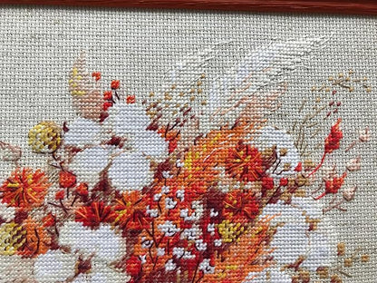 RIOLIS - Bouquet with Lagurus and Cotton 1913, Cross Stitch Kits 9¾"x9¾, Cross Stitch Kits for Adults, Counted Cross Stitch Kits, Embroidery Kit for Beginners & Advanced, Floral Crossstitching Kits